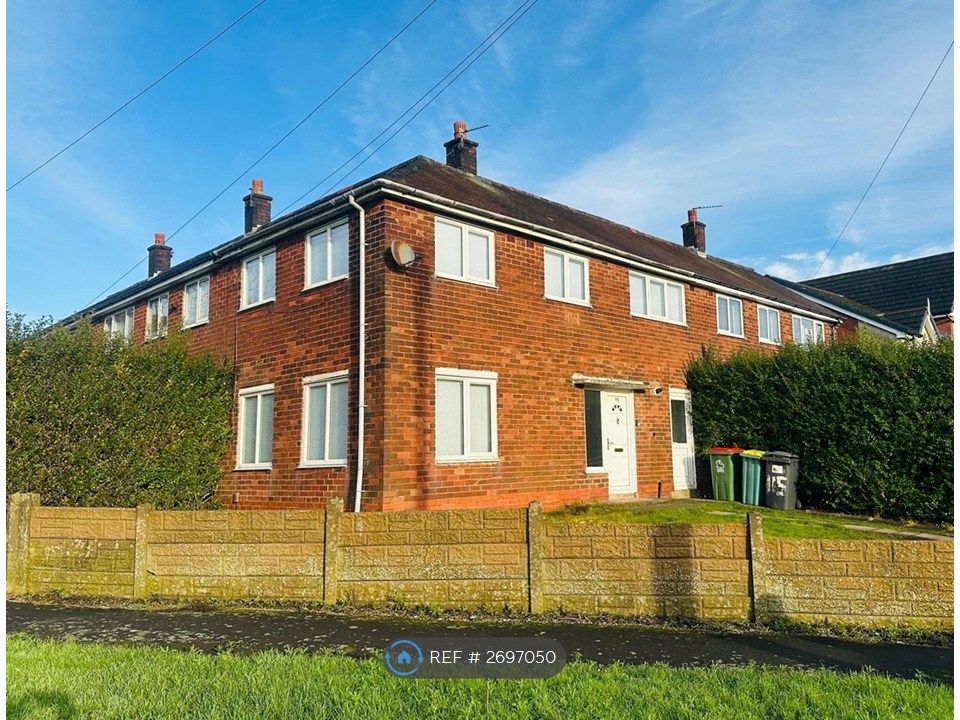 Property photo 2 of 12