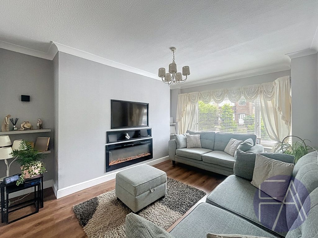 Property photo 3 of 16 4480315
