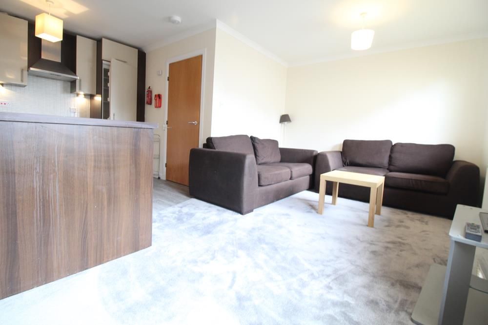 Property photo 2 of 15 Lounge/Kitchen