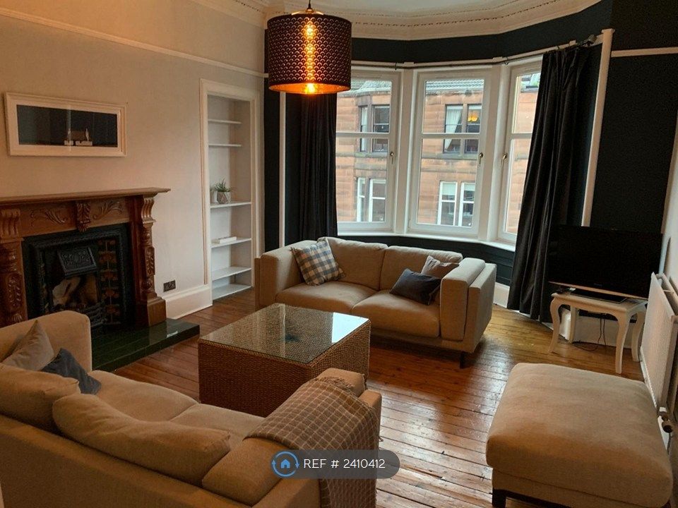 Property photo 1 of 11 Sitting Room
