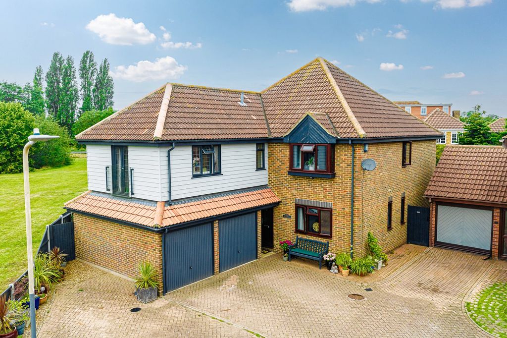 Property photo 3 of 57 Picture No. 65