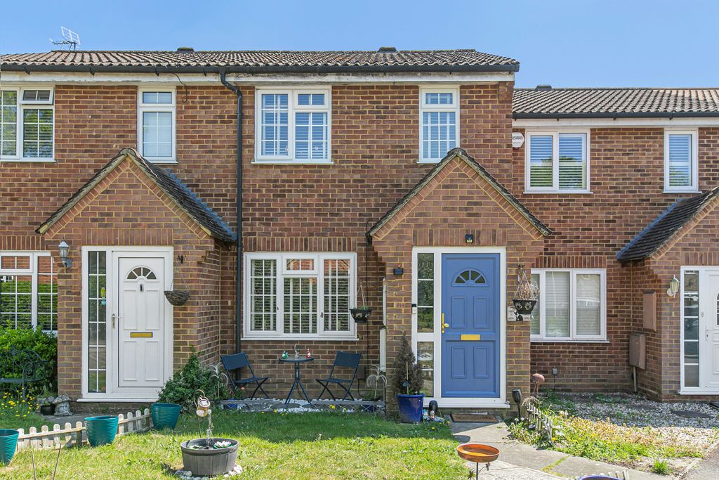 Property photo 1 of 25 Exterior