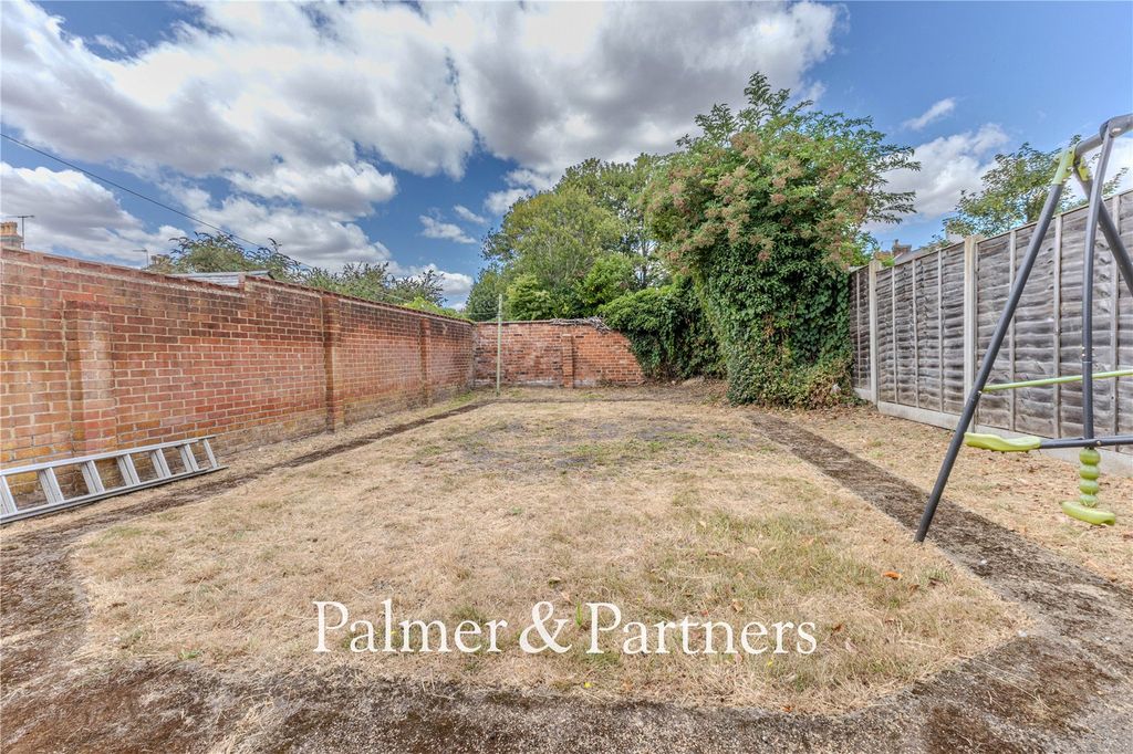 Property photo 2 of 17 Picture No. 15