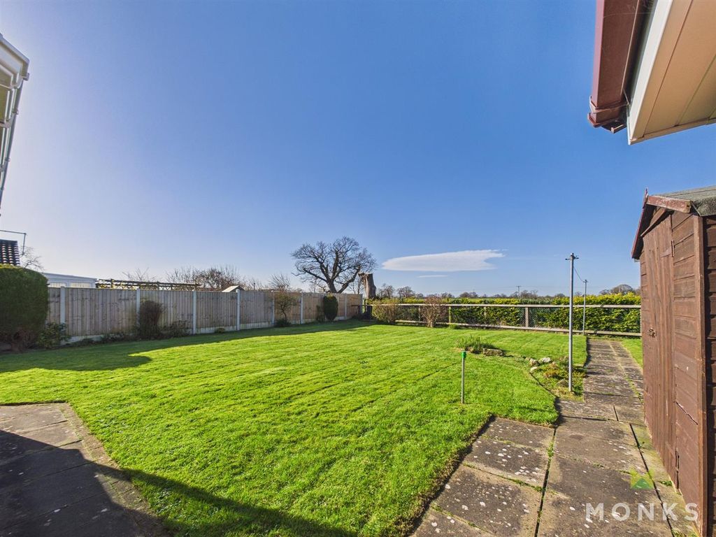 Property photo 2 of 16 Cam01348G0-Pr0798-Still008.Jpg