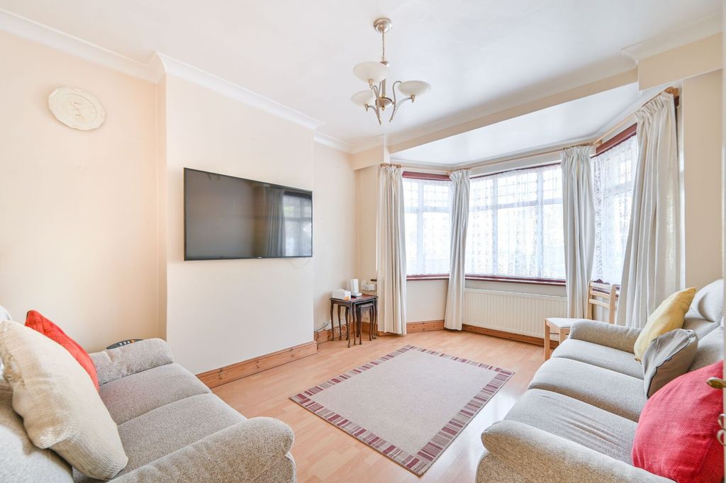 Property photo 1 of 22