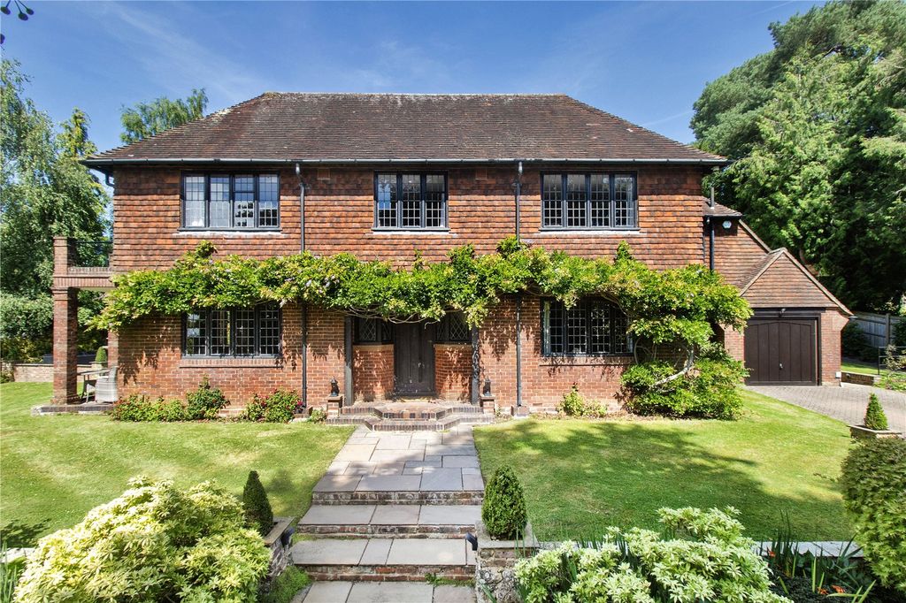 Property photo 1 of 20 Eversley
