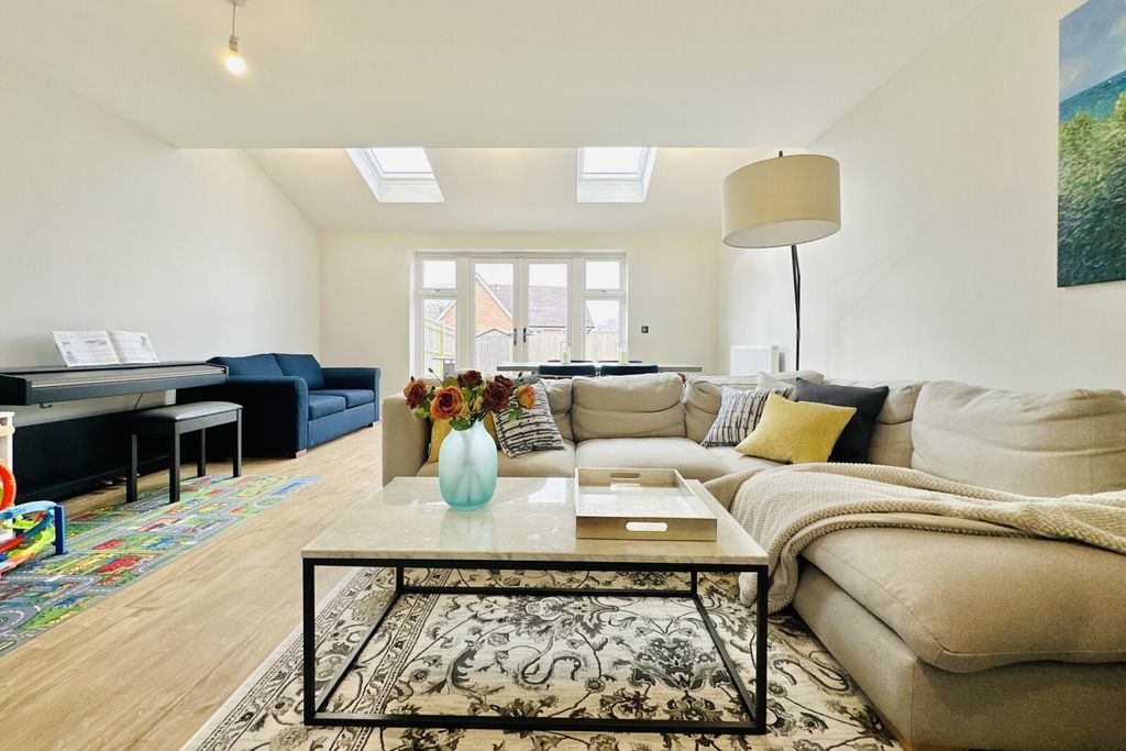 Property photo 2 of 20 Picture No. 03