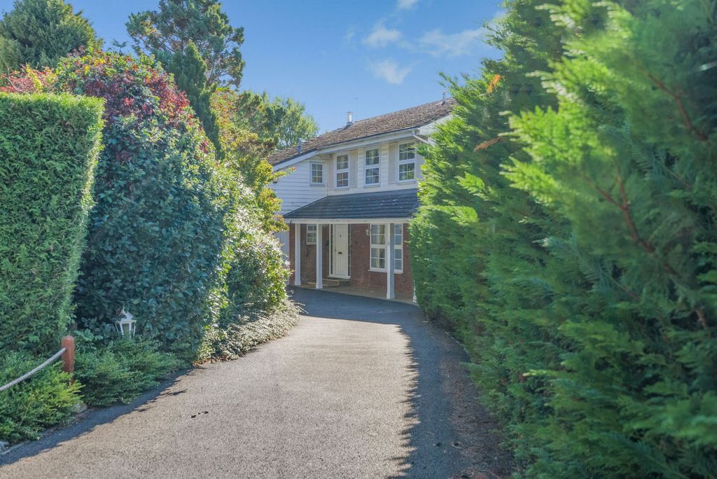 Additional image 23 of 4 bed detached house for salePotters Heights Close, Pinner HA5
