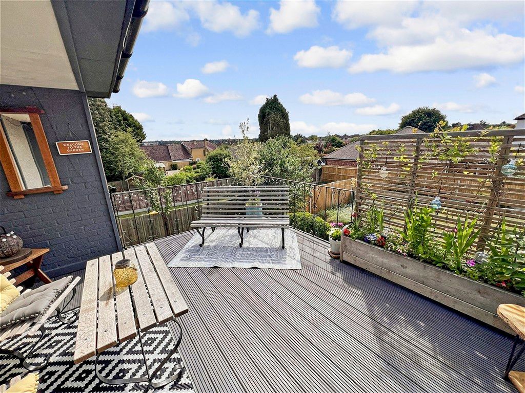 Property photo 3 of 17 Balcony/Terrace