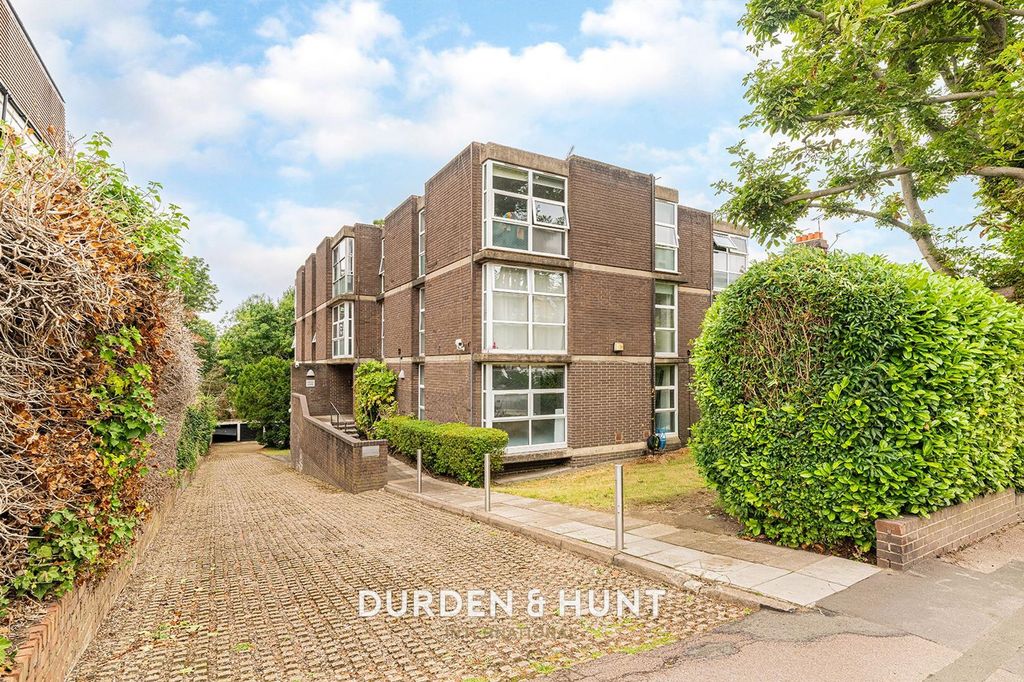 Property photo 1 of 9 Harefield-8.2.Jpg