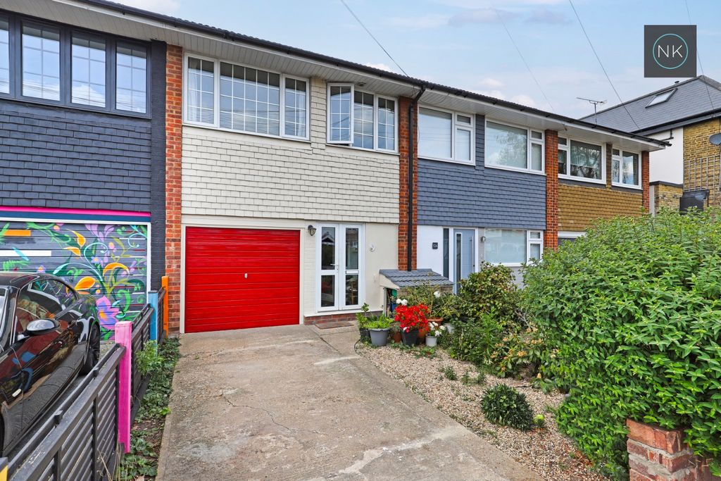 Property photo 1 of 26 4194582