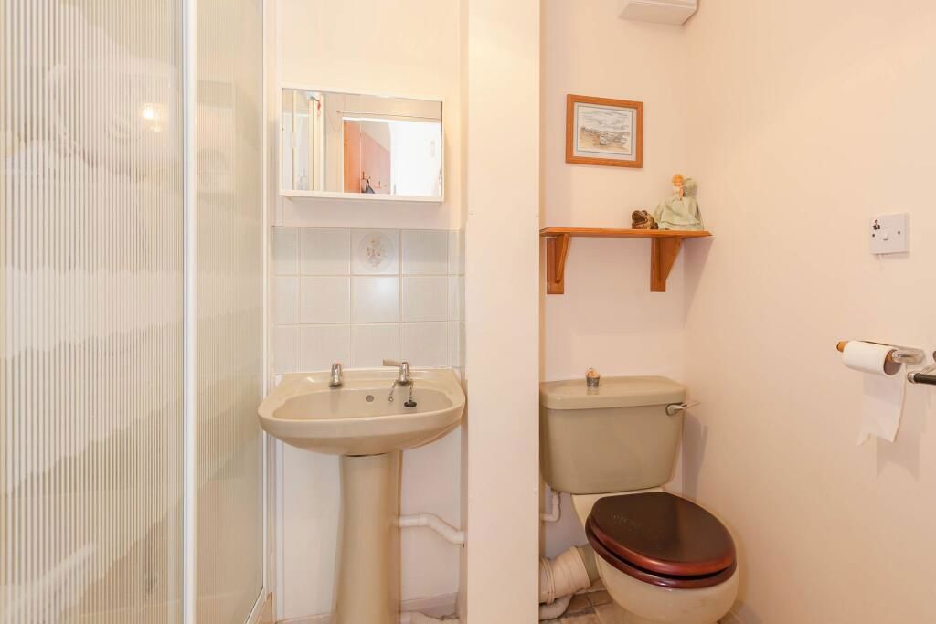 Property photo 3 of 8