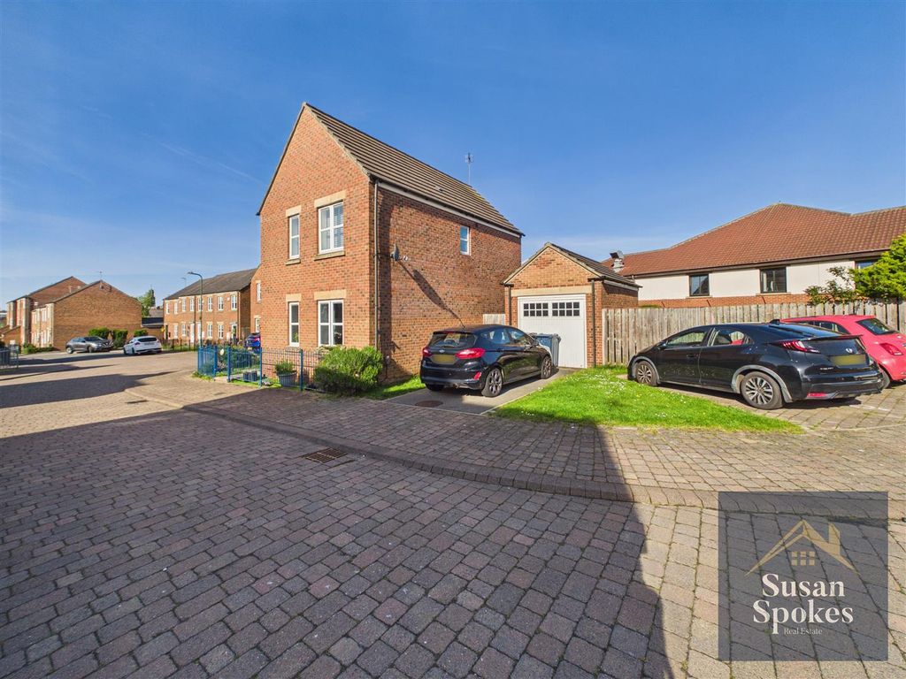 Property photo 1 of 28 Cam01858G0-Pr0257-Still037.Jpg