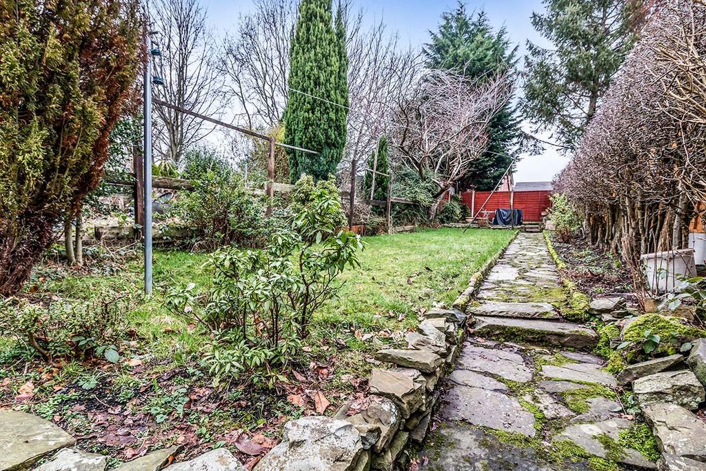 Property photo 2 of 10 Picture No. 21