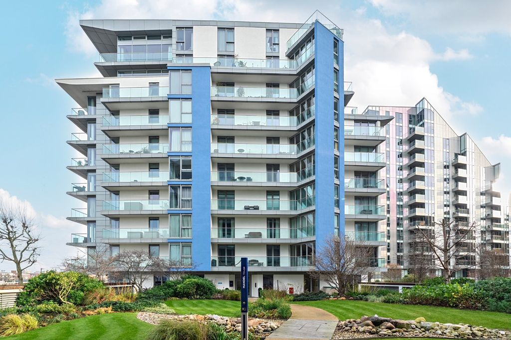 Property photo 2 of 16 Picture No. 21