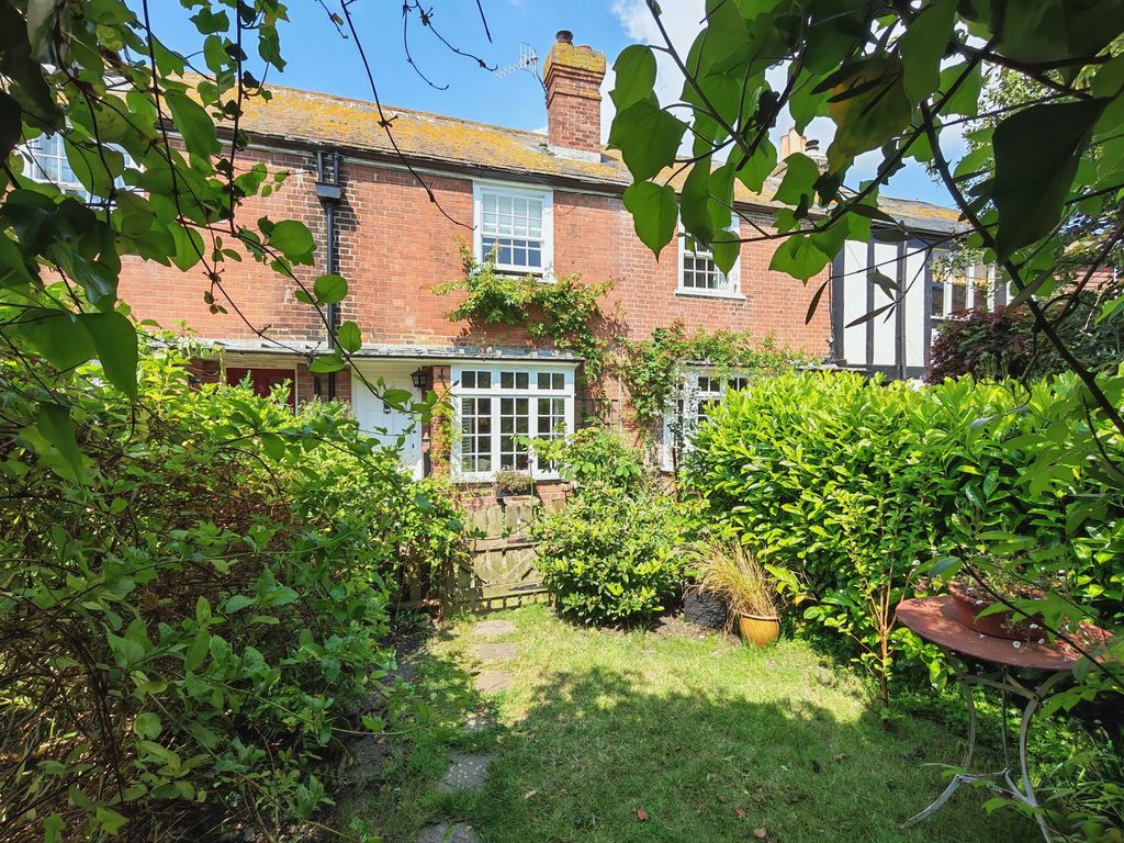 Property photo 2 of 29