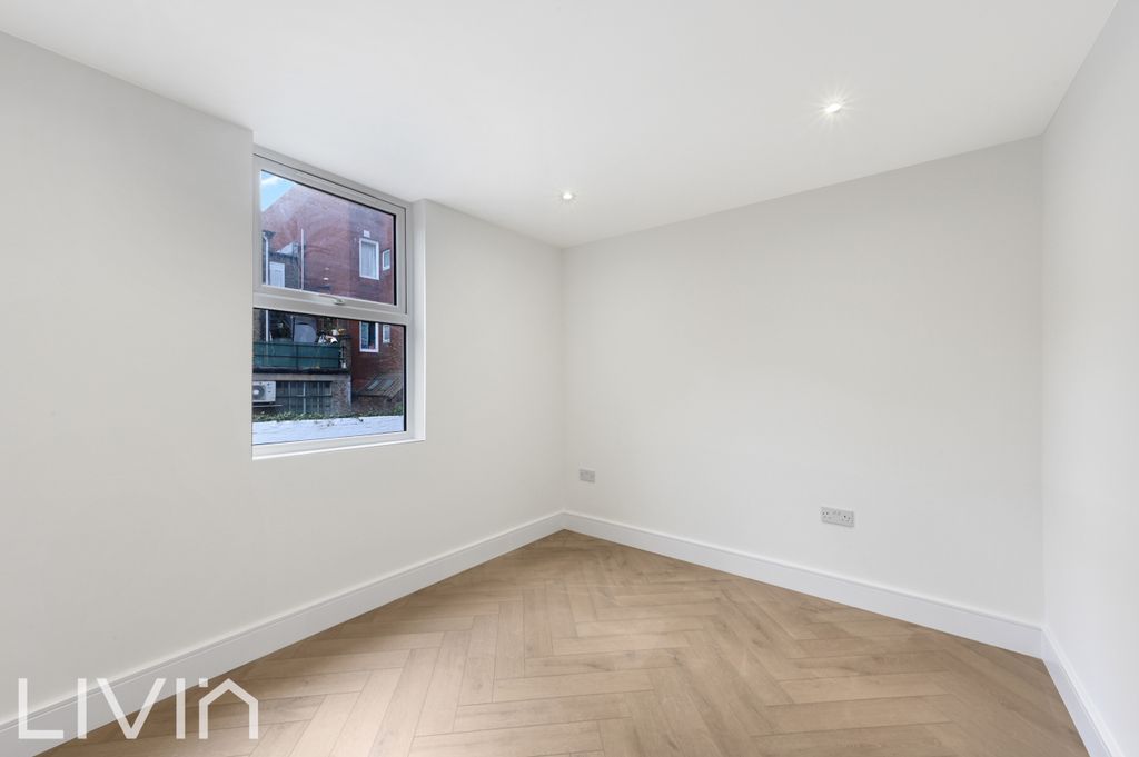 Property photo 2 of 12 2