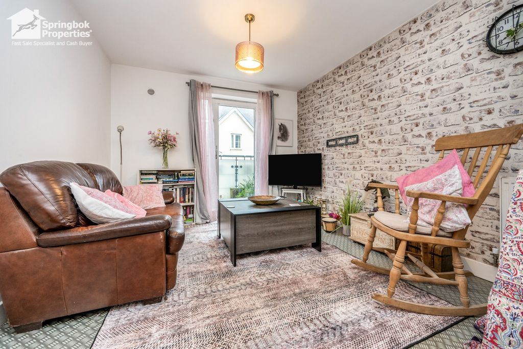 Property photo 2 of 13 Image 1