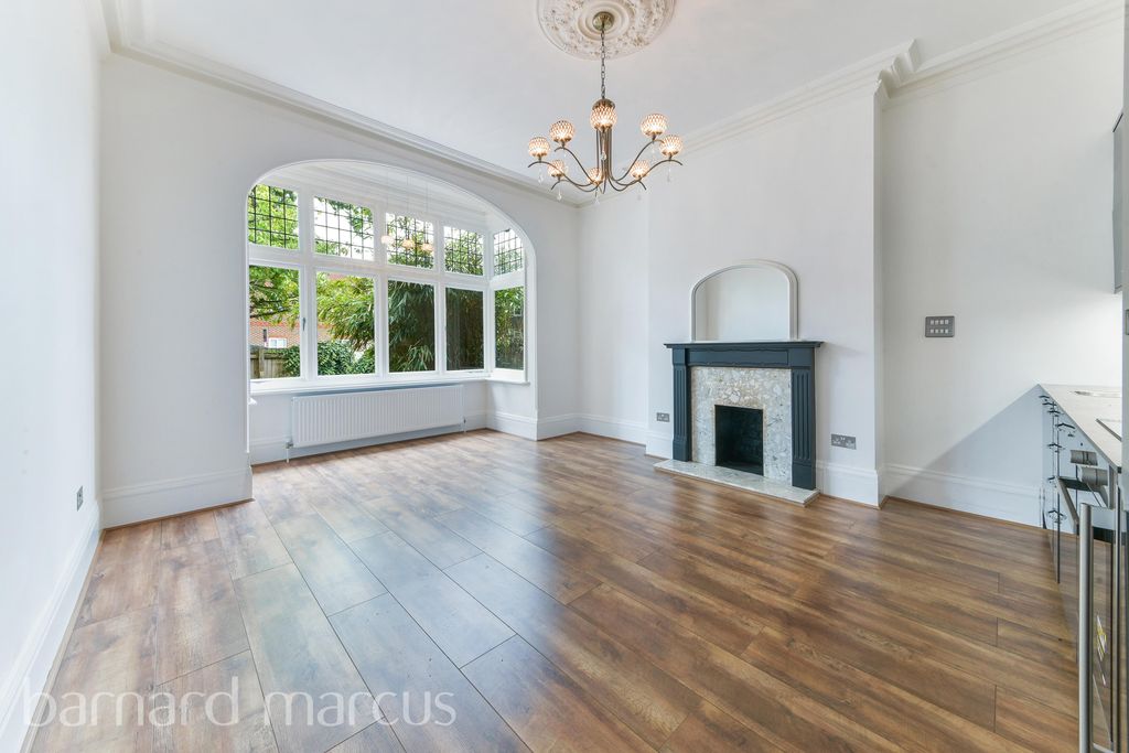 Property photo 2 of 8 Living Room