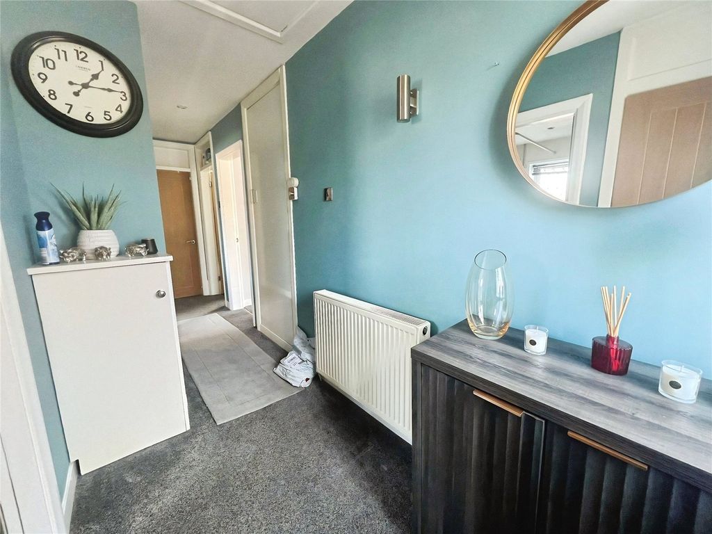 Property photo 3 of 10 Picture No. 09