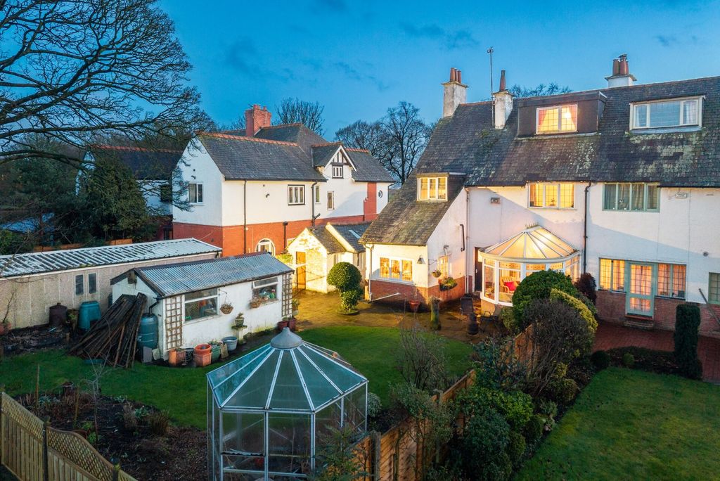 Property photo 3 of 68 3855606