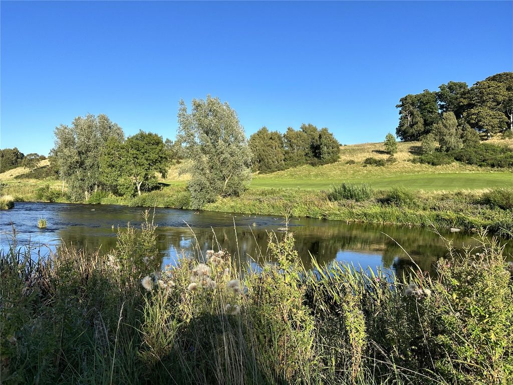 Property photo 3 of 53 River Teviot
