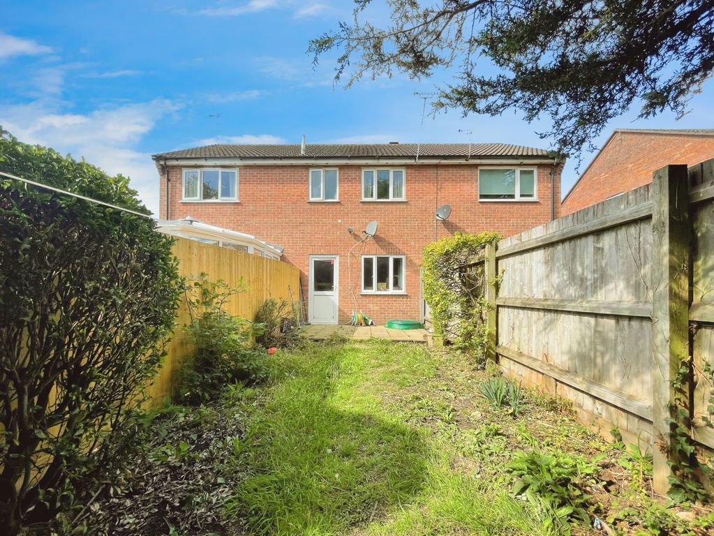 Property photo 2 of 17 12c81445-Garden 204