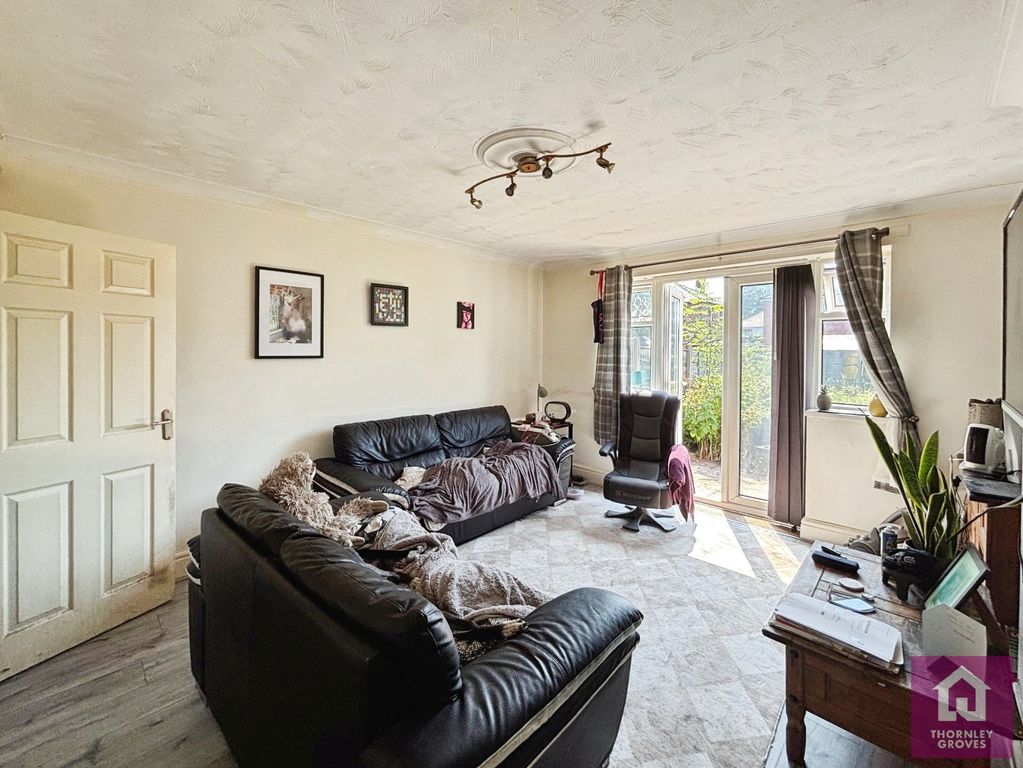 Property photo 2 of 10 Picture No. 11