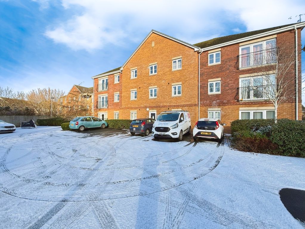 Property photo 3 of 21 4671744