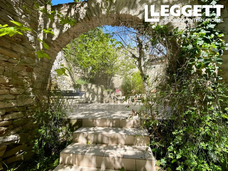 Property photo 2 of 10