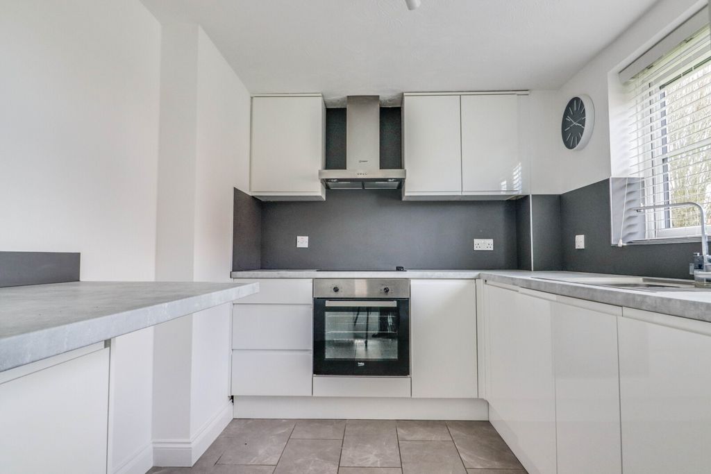 Property photo 2 of 13 Picture No. 39