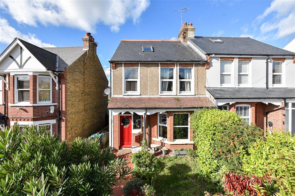 Property photo 1 of 12 Web/Brochure..