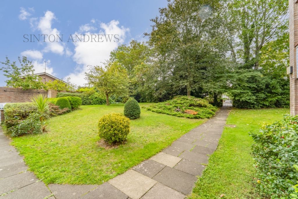 Property photo 3 of 11 Photo 3