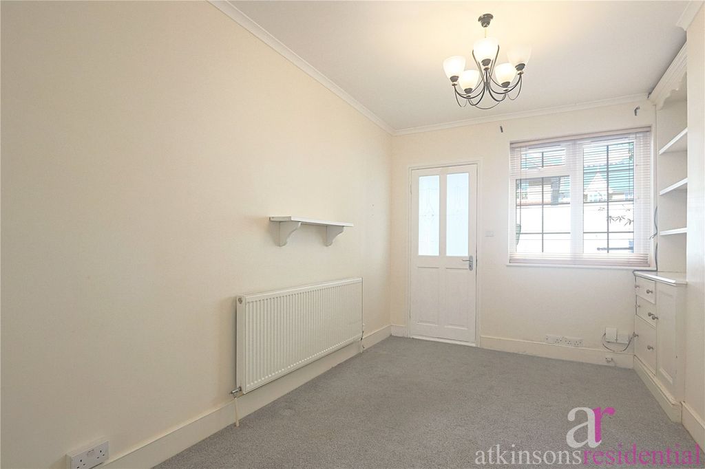 Property photo 3 of 15 Picture No. 05
