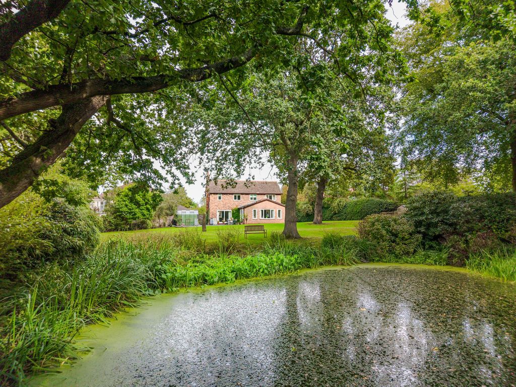 Property photo 3 of 34