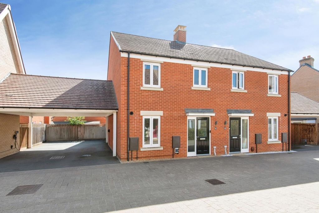 Property photo 1 of 19 Pbox-Img.Jpg