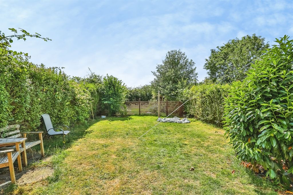 Property photo 2 of 5