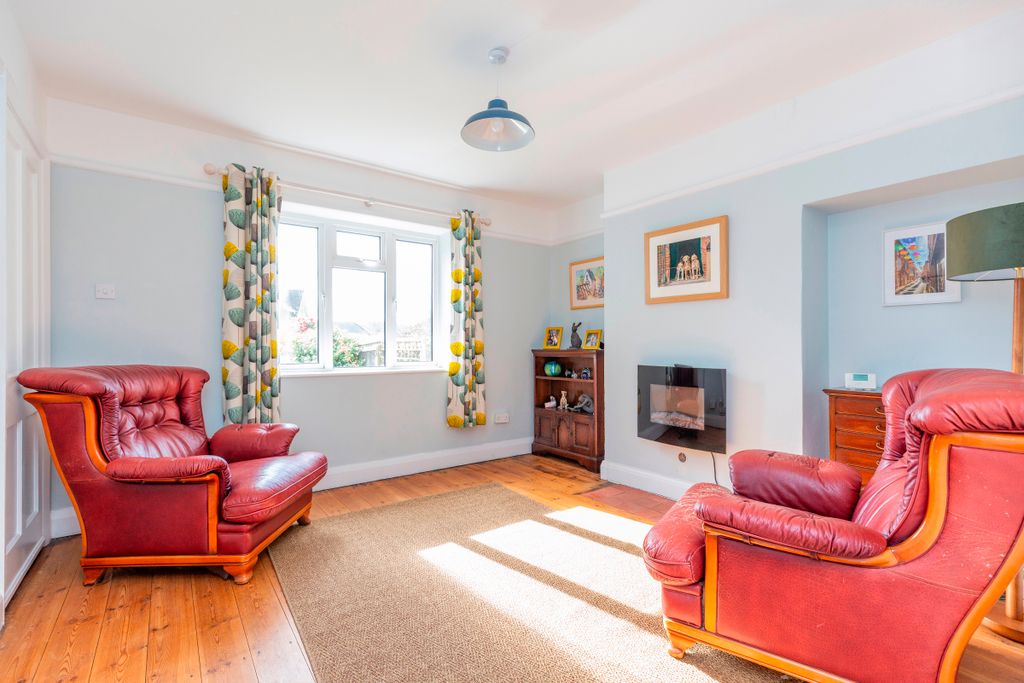 Property photo 3 of 22