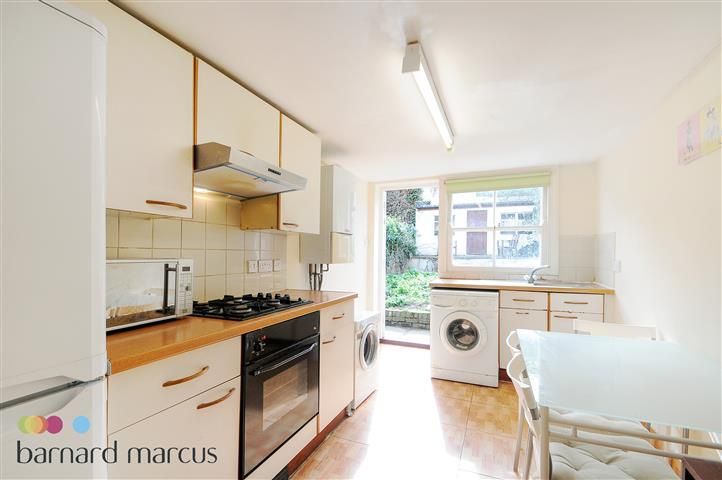 Property photo 1 of 6 Kitchen