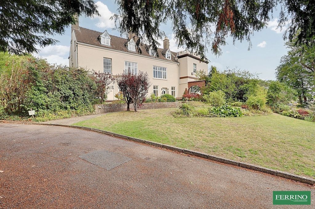 Property photo 1 of 20 Main Image