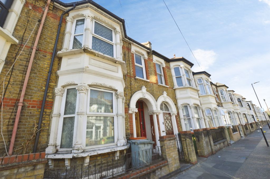 Property photo 1 of 15 Pbox-Img.Jpg