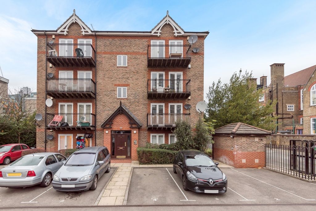 Property photo 3 of 7 404768 (1)