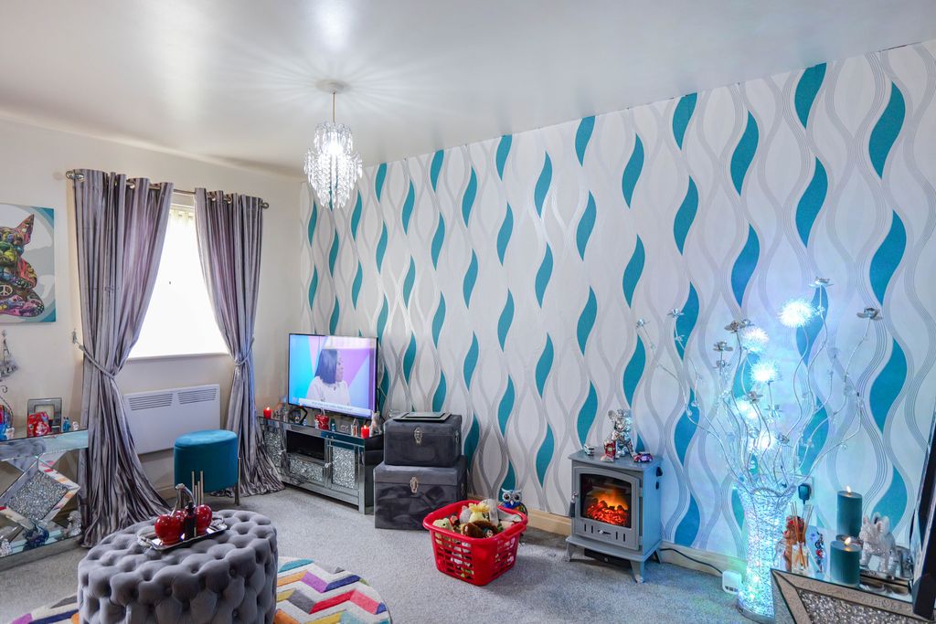 Property photo 3 of 22