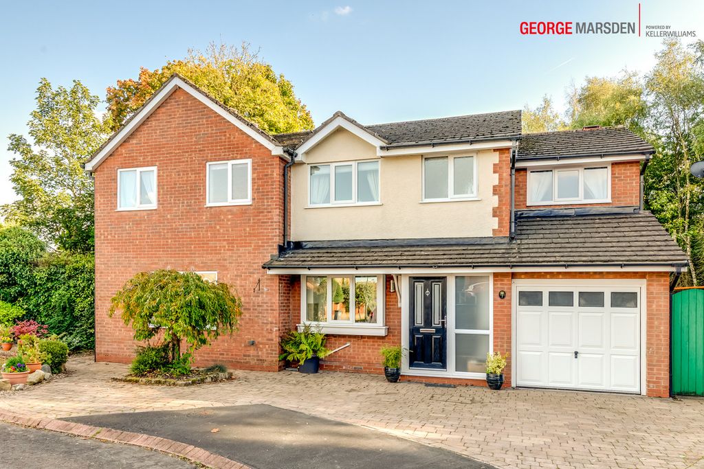 Property photo 2 of 22