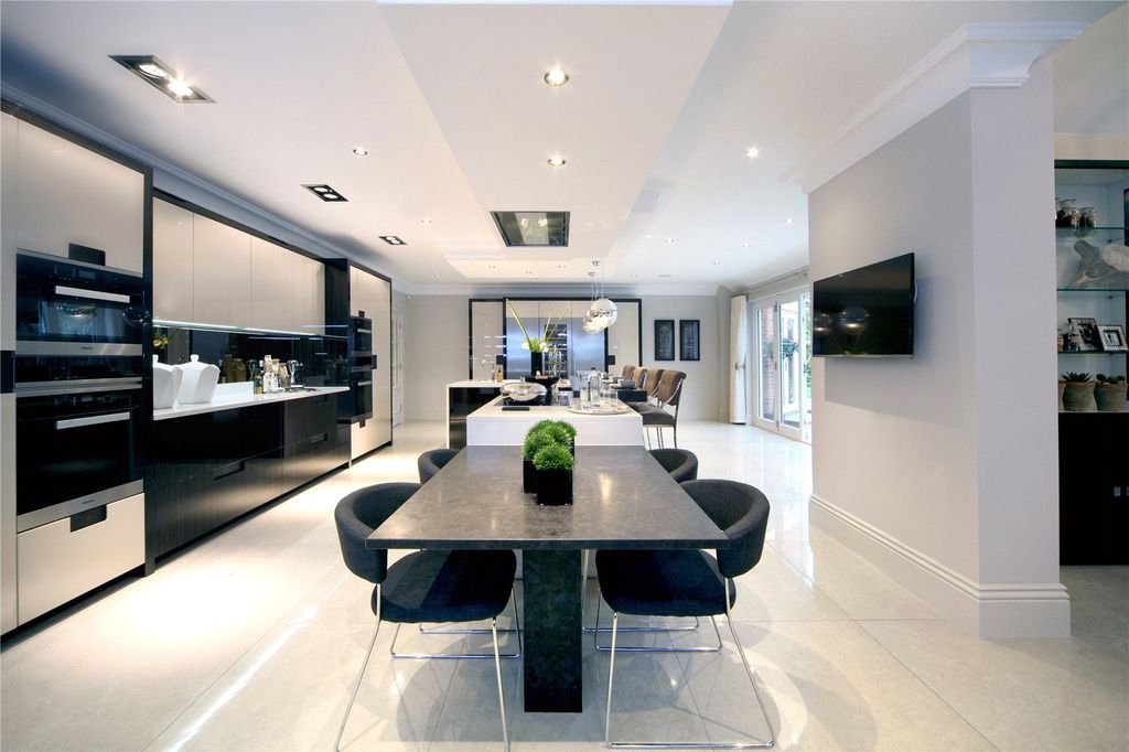 Property photo 2 of 11 CGI