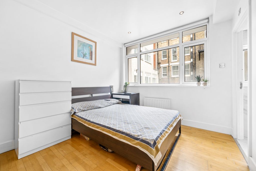 Property photo 3 of 7 5 Garrick House, WC2N, Martin &amp; Co, HQ (2)