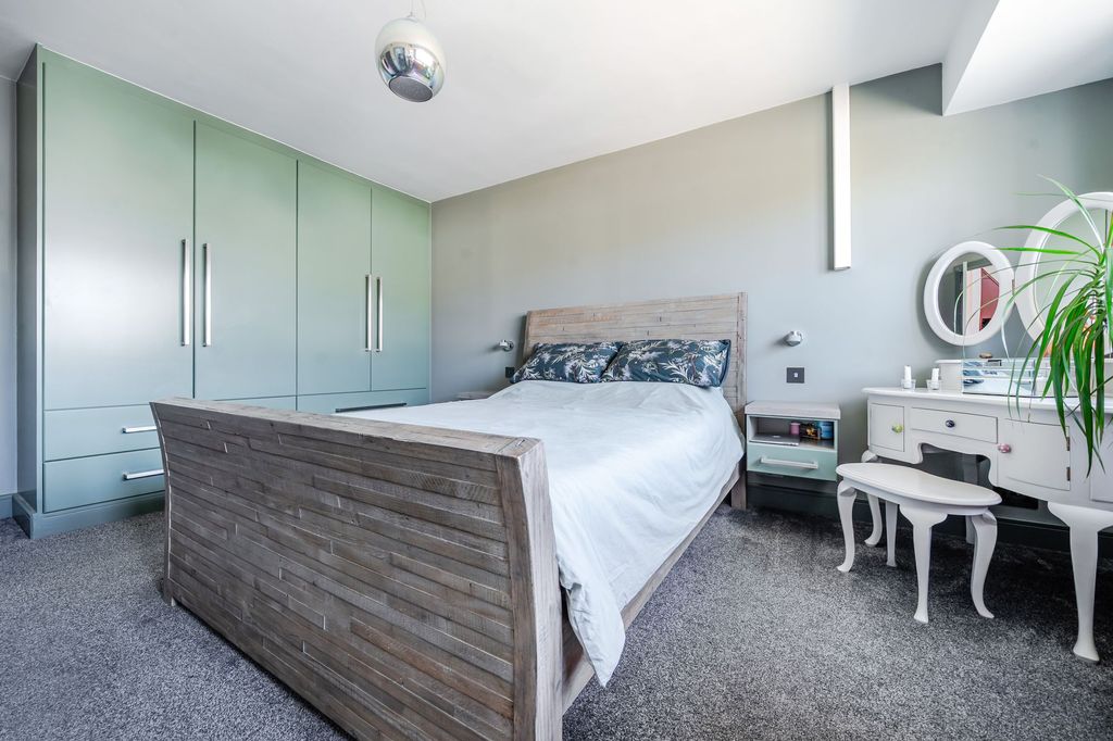 Property photo 3 of 16 Bedroom One