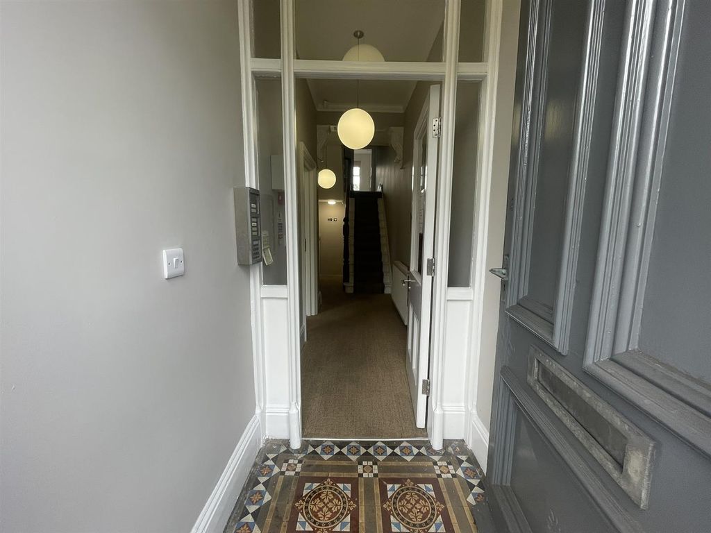 Property photo 3 of 8 Img_4724.Jpeg