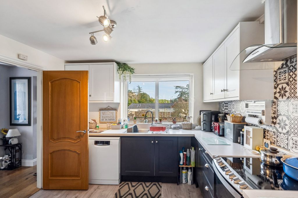 Property photo 3 of 18 Not Specified