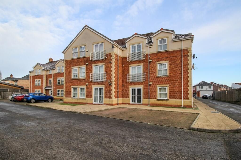 2 bed flat for saleThe Potteries, Middlesbrough TS5